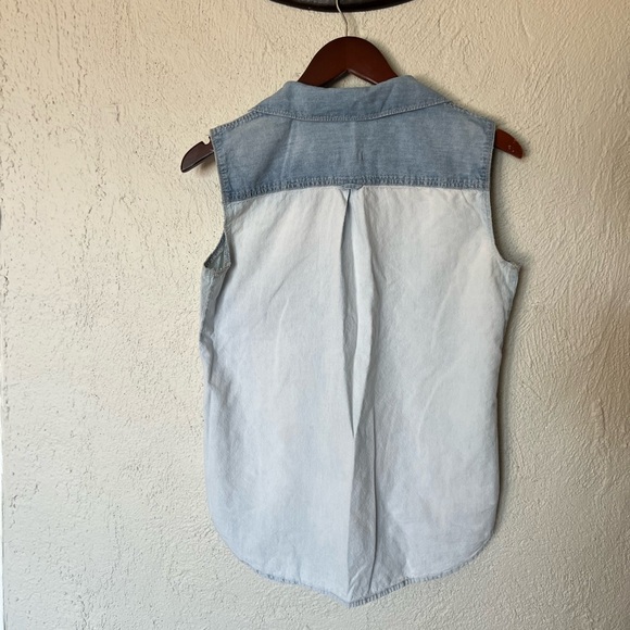 Madewell Two Tone Denim Button Down Tank Top - Picture 3 of 11